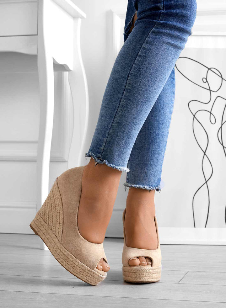 Jasmin | Light Wedges