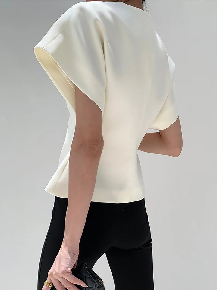 Lila | Blouse with modern fastening